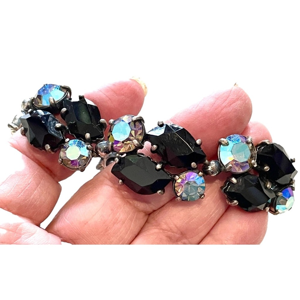 Schiaparelli Bracelet + Earrings Set Aurora Borealis AB Black Rhinestones VTG - Picture 2 of 15